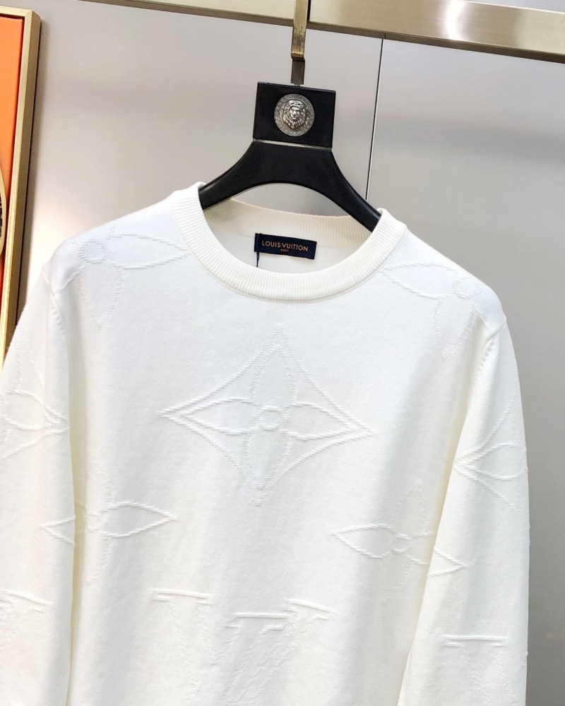 l0vis Vvtt0n sweater